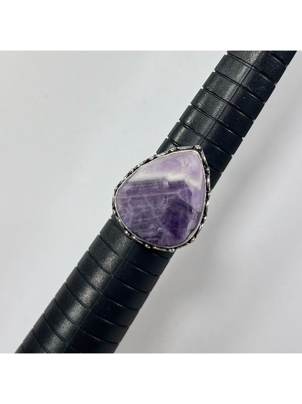 Rough Chevron Amethyst 925 Gemstone Ring size 8.25